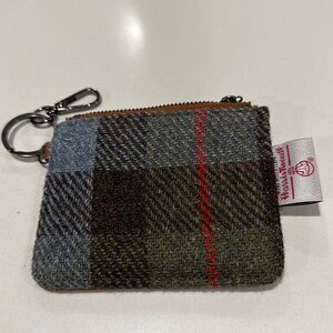 Brand New Islander brown with Textured harris tweed coin/Card Holder